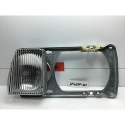 Volkswagen Passat 32B Supporto Faro Anteriore Sinistro con Finto Fendinebbia Nuovo Hella 12462900-124629-00 New Nos